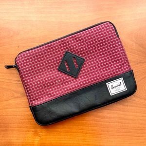 Herschel Tablet Sleeve